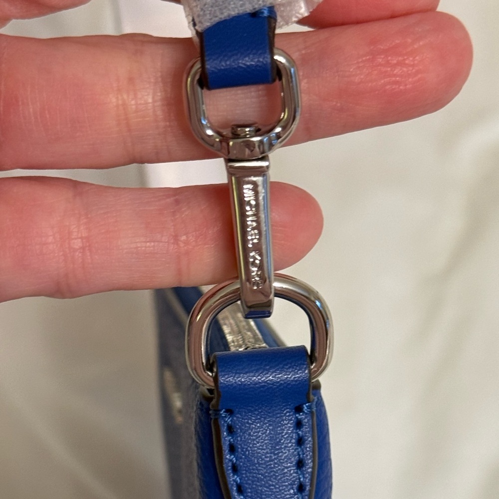 Michael Kors Jet Set Galaxy Blue Pebbled Leather Wristlet, NWT - Picture 10 of 14